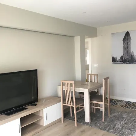 Playa Del Sardinero Zonahotelreal 公寓